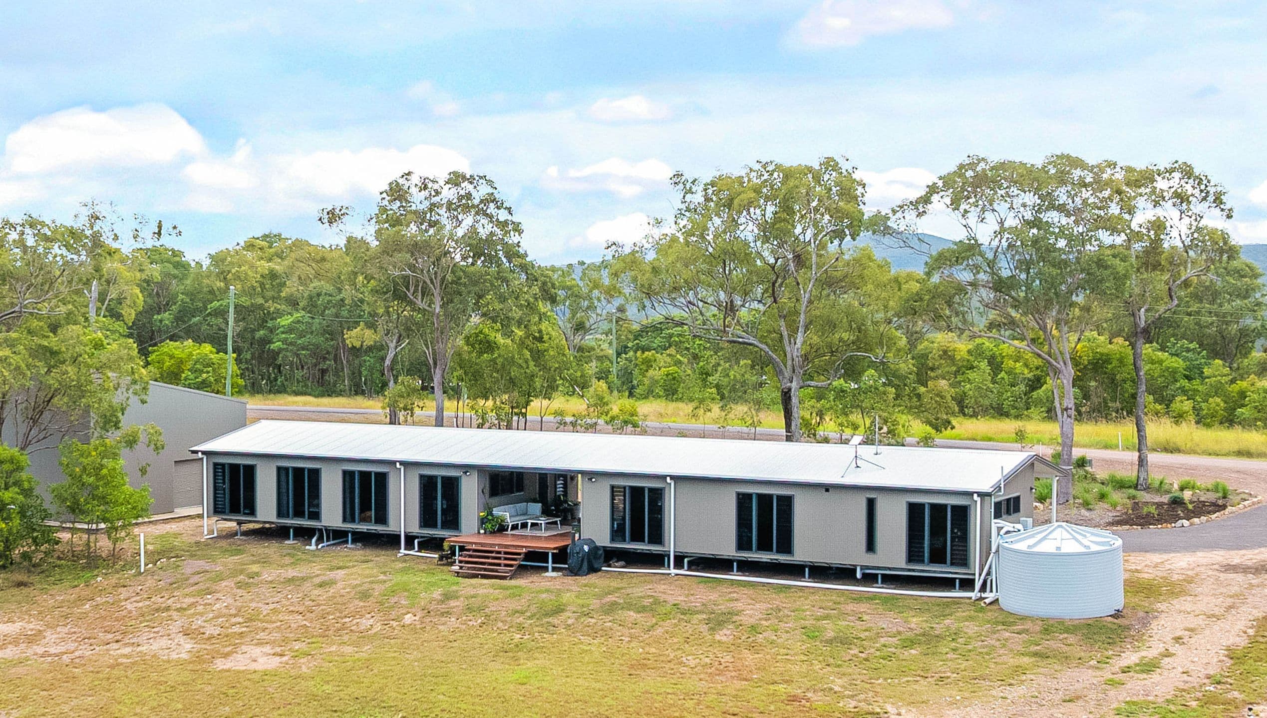 Oly Homes Modular 4 bedroom Bagara Design Breezeway dogtrot outdoor room outdoor living